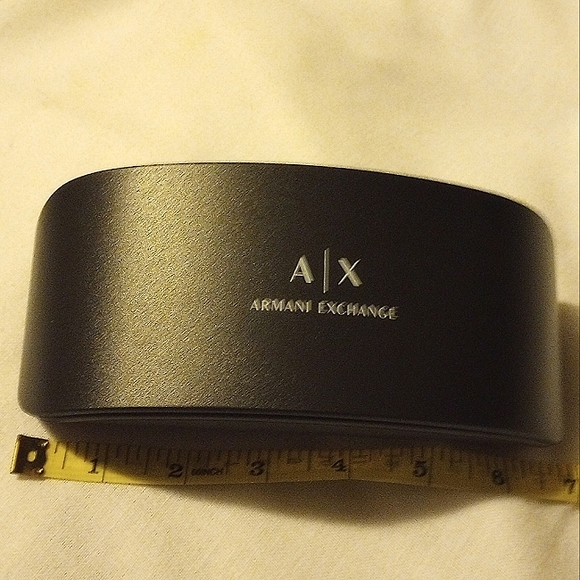 Armani Exchange Eye Glasses, Case Hard Case Clam Shell Rounded Sunglass Black - Picture 4 of 9